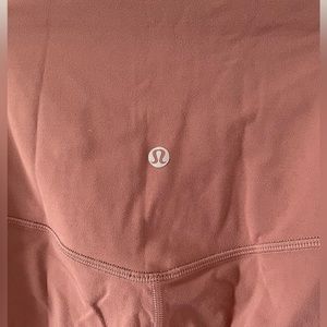 Lululemon mauve wunder under tights, size 6